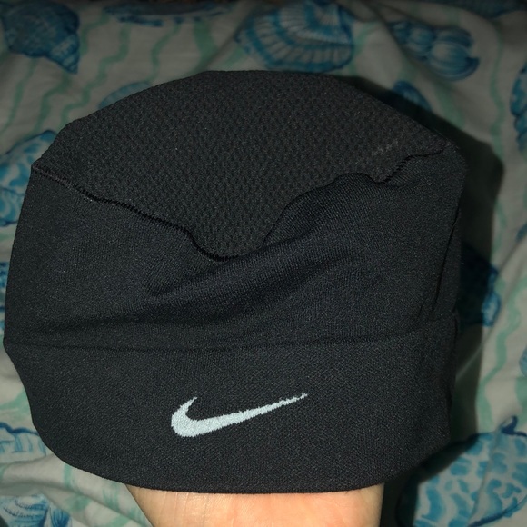 nike skull cap